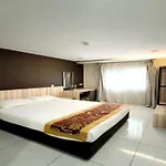Oyo 90975 Atta Hotel