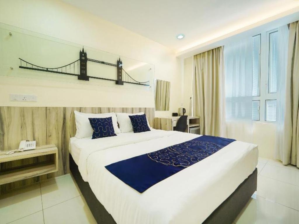 Hotel Oyo 90975 Atta 2*